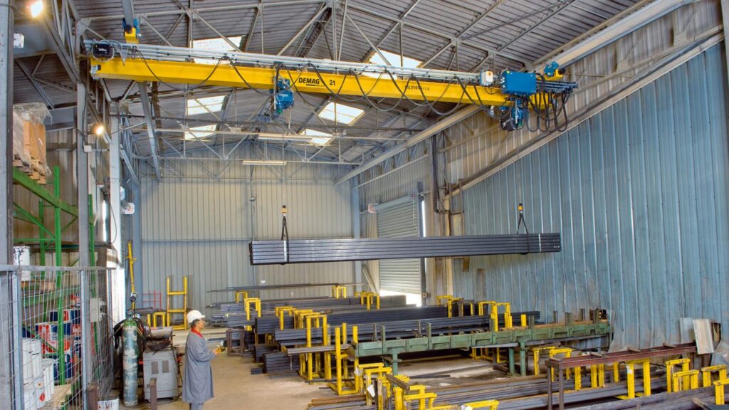 EPDE single-girder suspension cranes up to 16 tonnes